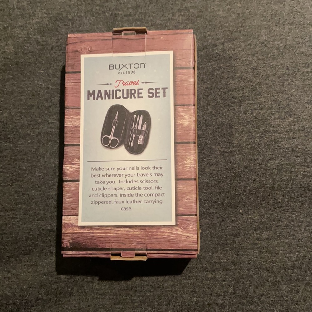 Travel manicure set - Picture 2 of 4